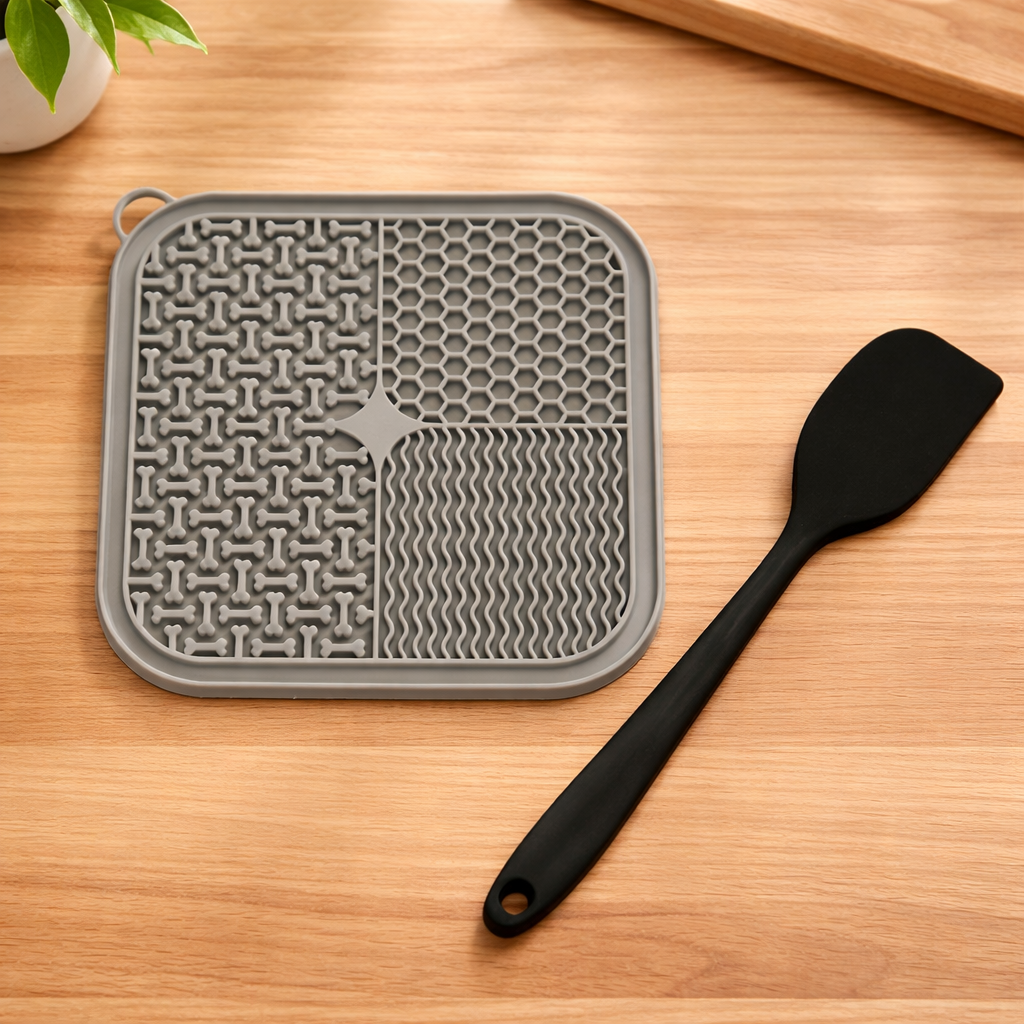 Calming Lick Mat for Dogs & Cats